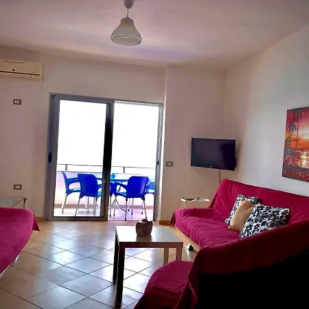 - Port Sarande
