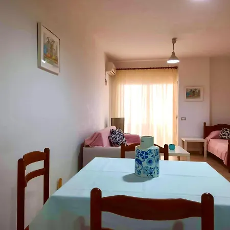 - Port Apartamento Sarandë