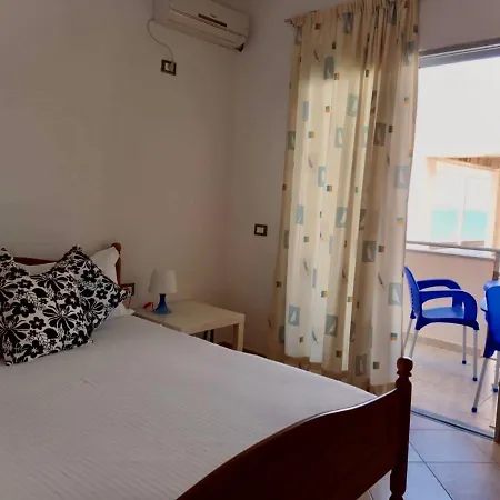 - Port Apartment *