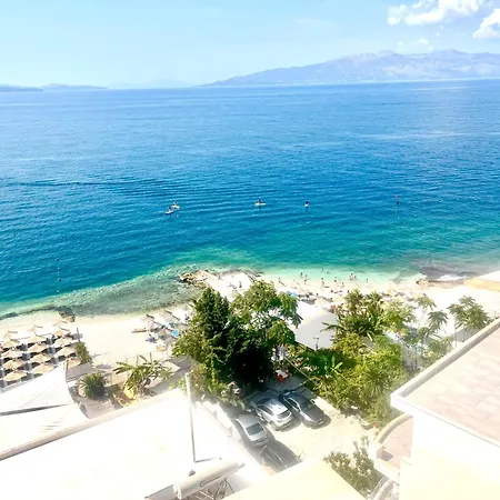 - Port * Sarandë
