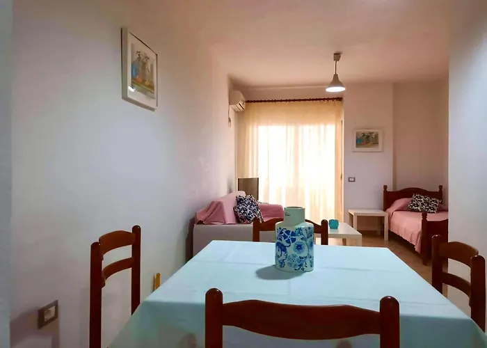 - Port Appartement Sarandë
